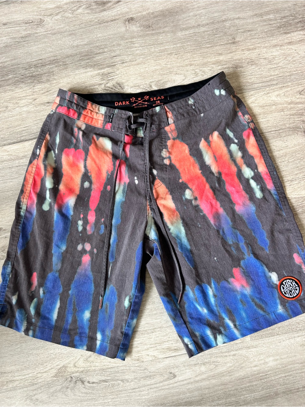 Dark Seas Size 28 tie-dyed Board Shorts
